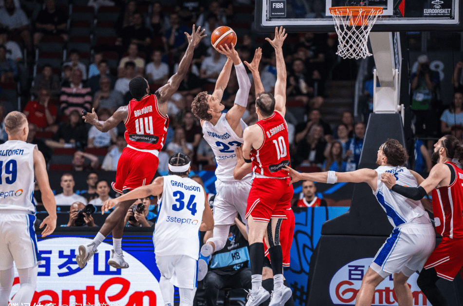 C7 gaming-芬兰队在比赛中展现出强大实力,晋级四强